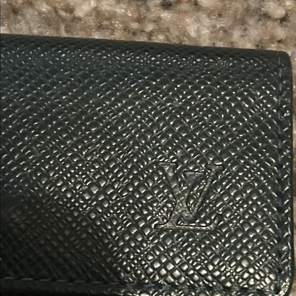 Lv Green Key Holder - Picture 5 of 8